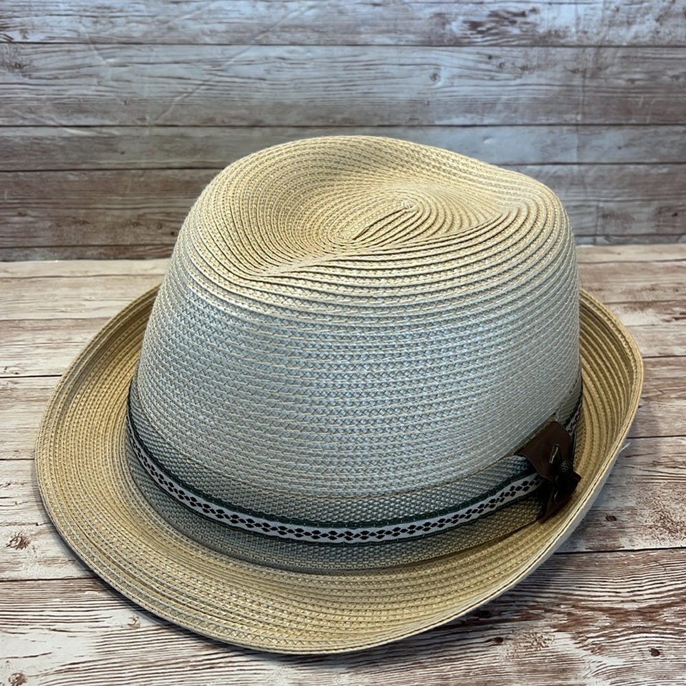 Cap Star Stylish Tan Fedora Hat with Band and Golf Pendant